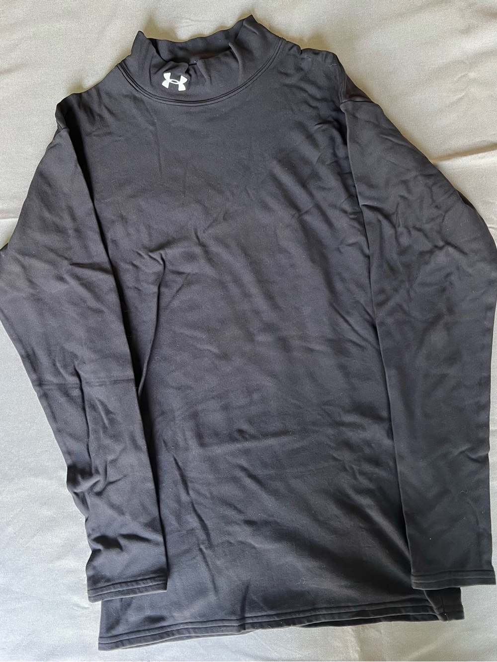 Under Armour Black Men’s Long-Sleeve Compression Top